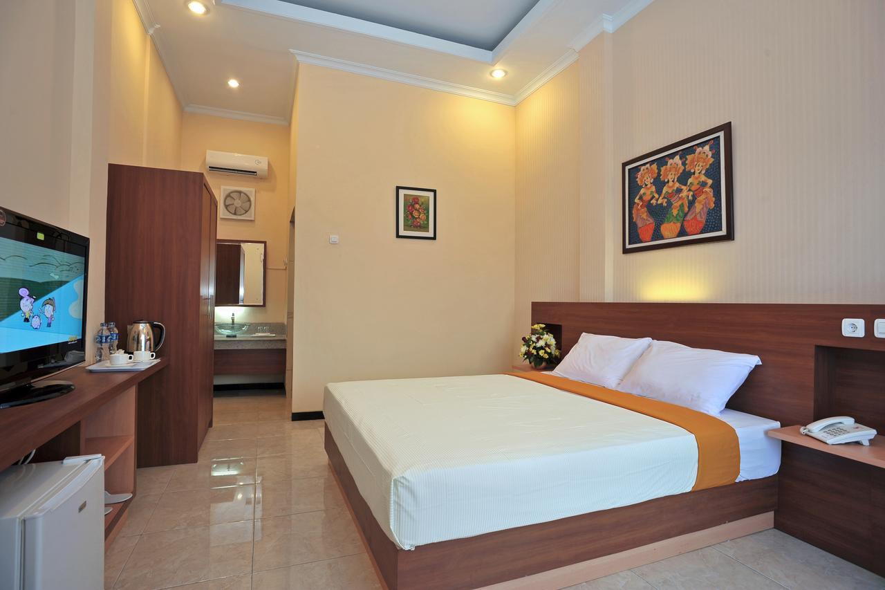 Hotel New Merdeka Pati Room photo